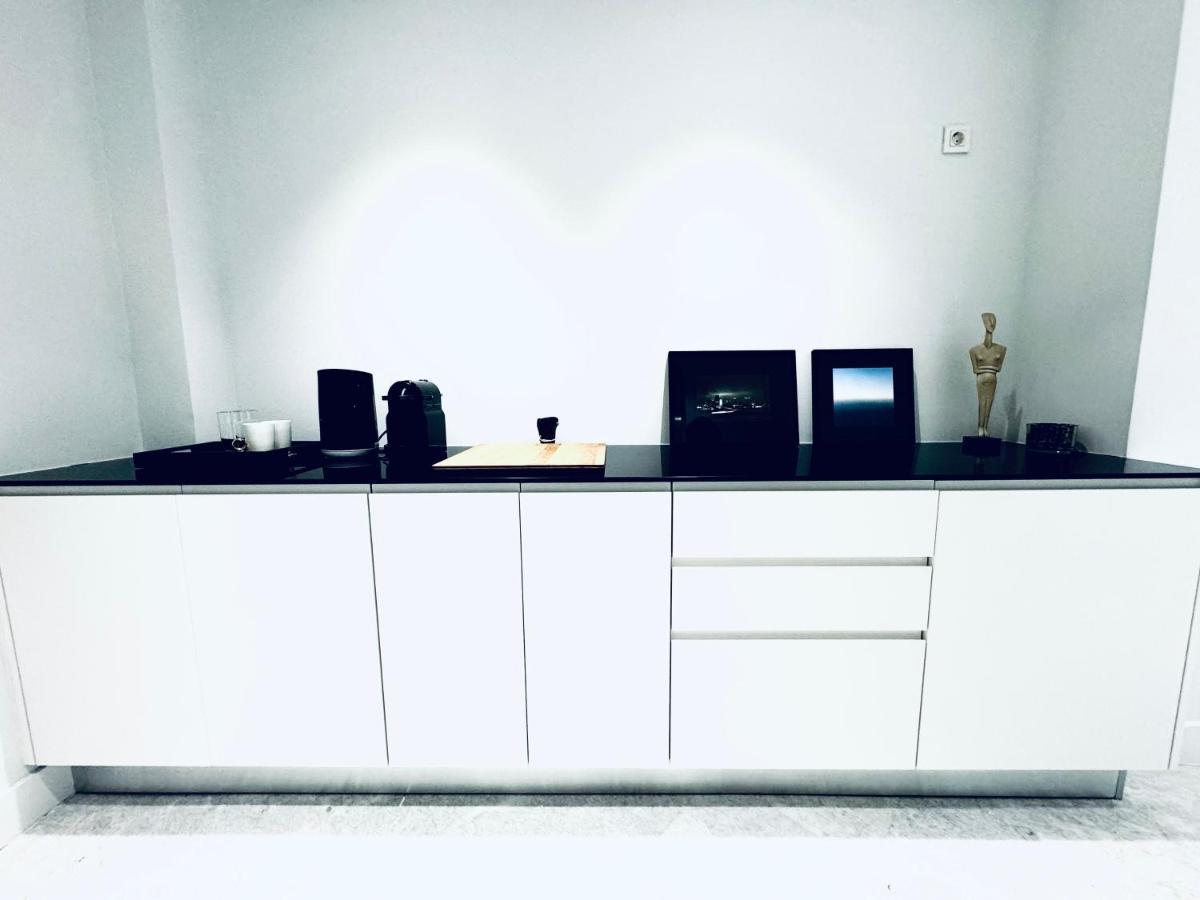 Stylish Central Superior Bedroom In Kolonaki أثينا المظهر الخارجي الصورة